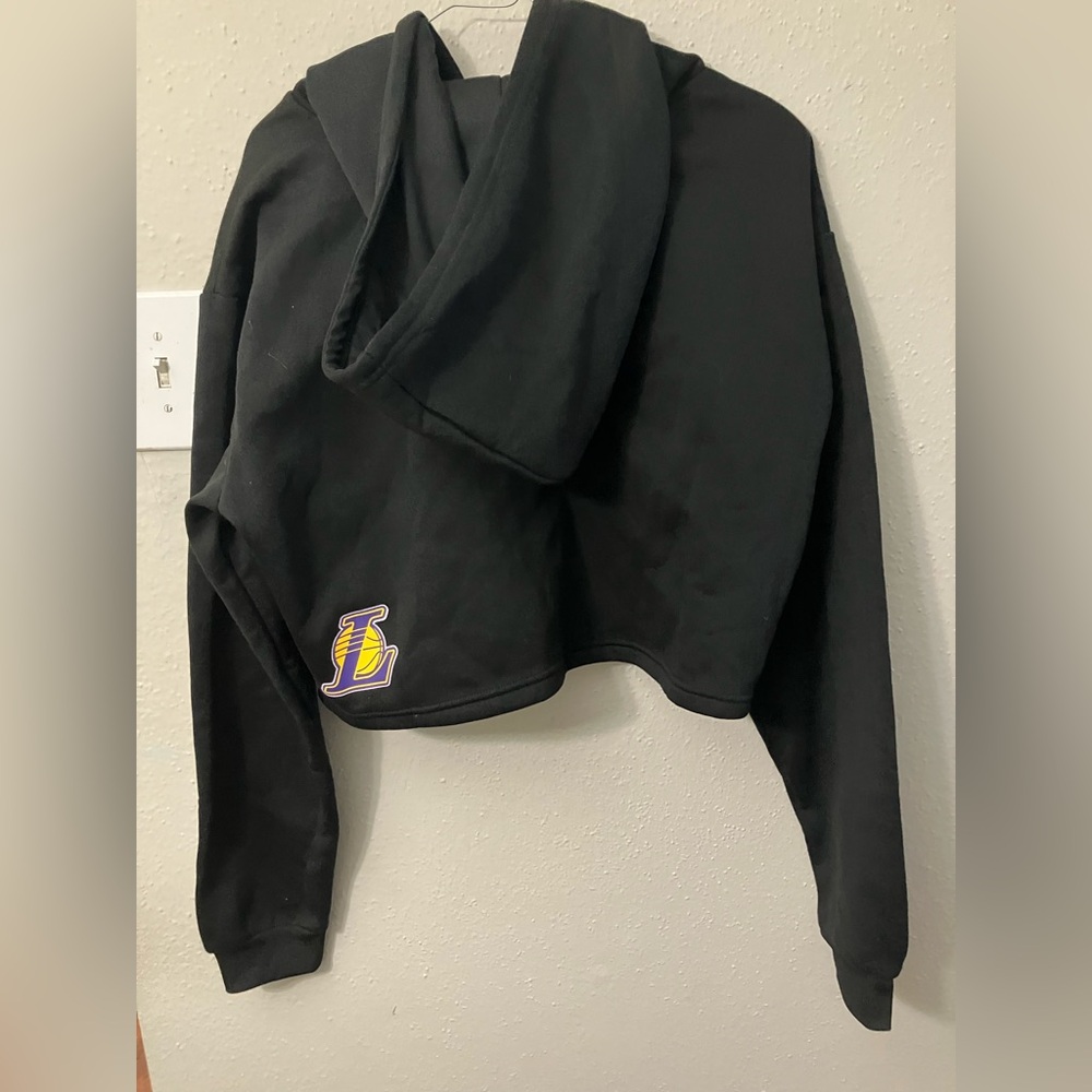 Los Angeles Lakers Black Hoodie Sweater - Picture 2 of 5